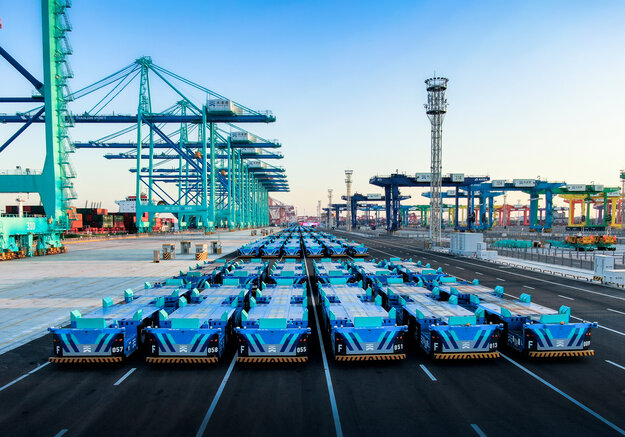 5G+4L autonomous driving make the smart port safer and efficient