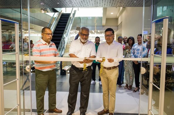 Cool Planet Celebrates Festive Season with the Launch of Katubedda Outlet