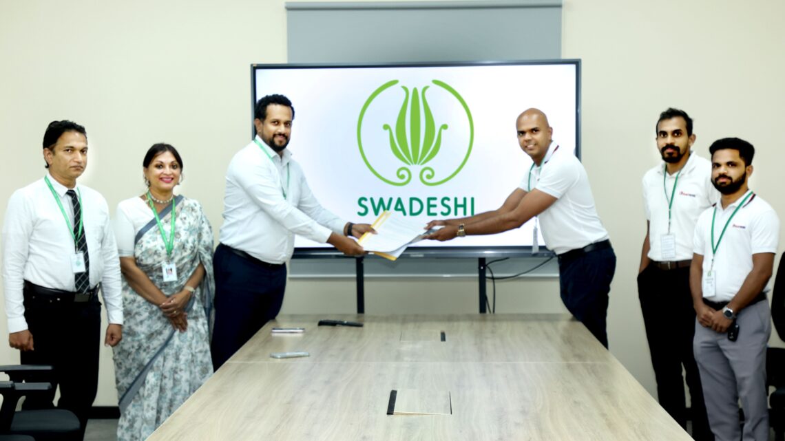 “தூய்மையான உற்பத்திக்கு வலுவூட்டும் சுதேசி” சூரிய மின்சக்தி கட்டமைப்பு மூலம் காபன் வெளியீட்டை குறைத்து, இலங்கையின் வலுசக்தி திறனை வலுவூட்டுகிறது
