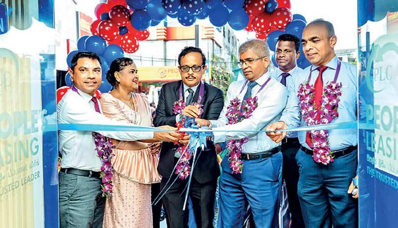 People’s Leasing & Finance unveils 111th branch in Eheliyagoda