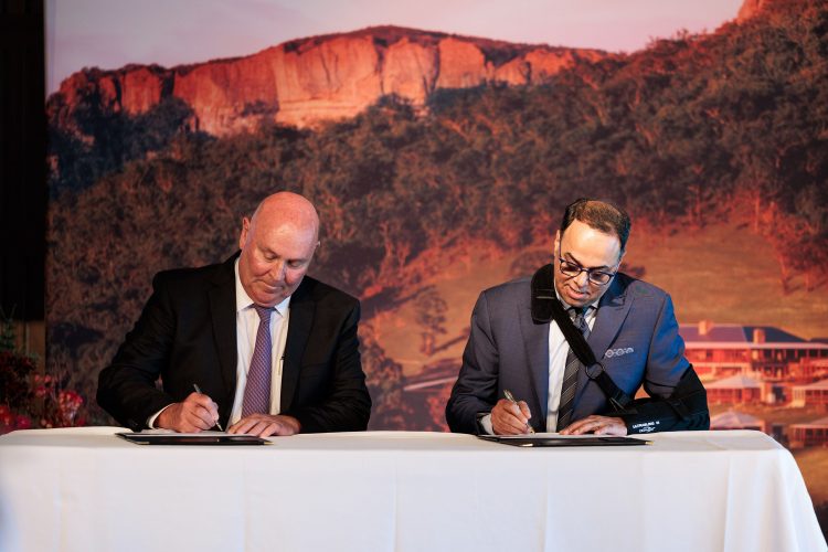 Emirates and Marriott International to Bring First-Ever Ritz-Carlton Lodge Globally to Australia’s Wolgan Valley