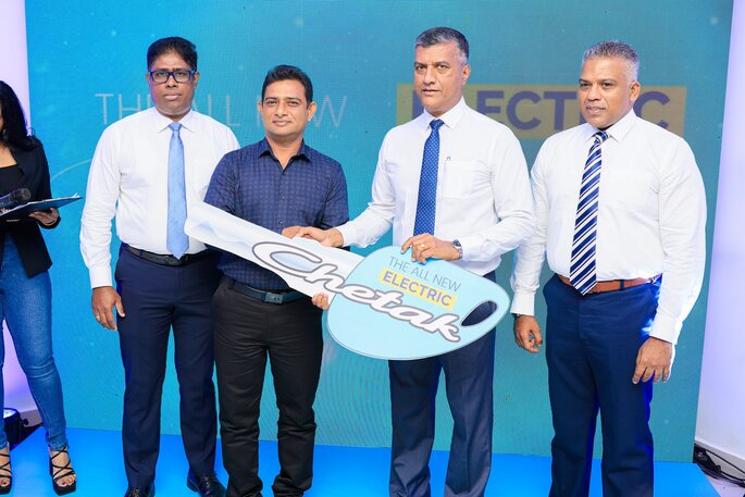 சர்வாம்சங்களும் கொண்ட, எந்நாளும் நிலைத்திருக்கும், புகழ்பெற்ற Chetak மீண்டும் அறிமுகம்