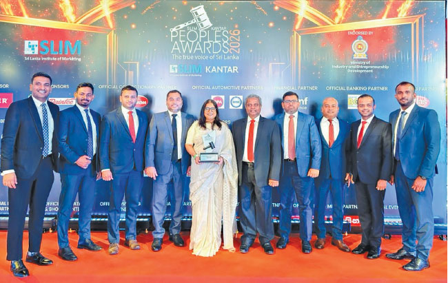 INSEE Sanstha Cement feted at SLIM Kantar People’s Awards