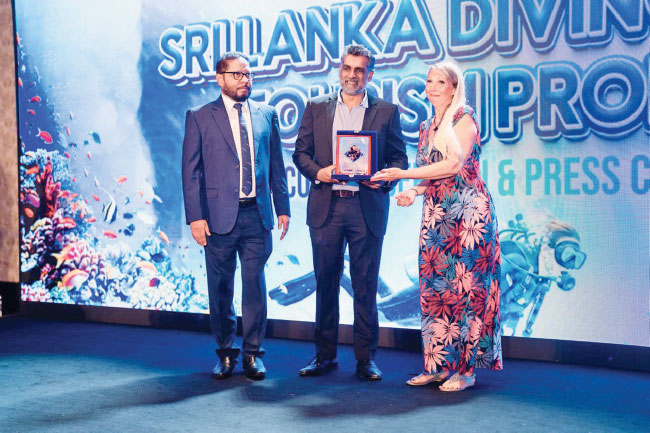 Sri Lanka promotes marine tourism through celebrity diving expedition