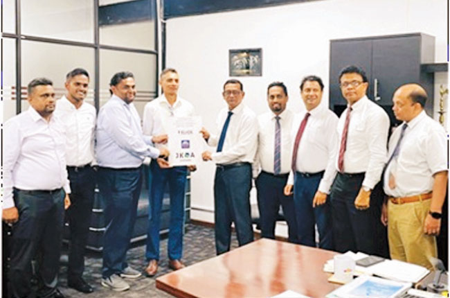 Richard Pieris Finance launches device financing solution for Samsung smartphones
