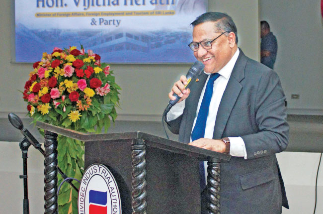 SL reaffirms commitment to investments in Philippines